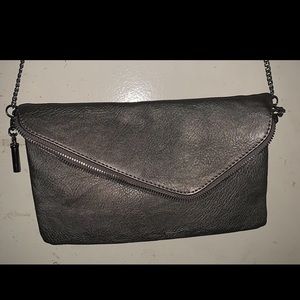 WORN ONCE : silver shimmery crossbody purse